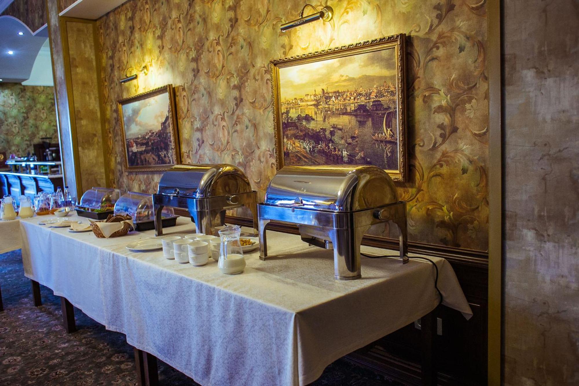 Warszawa Hotel Malekhuv 외부 사진