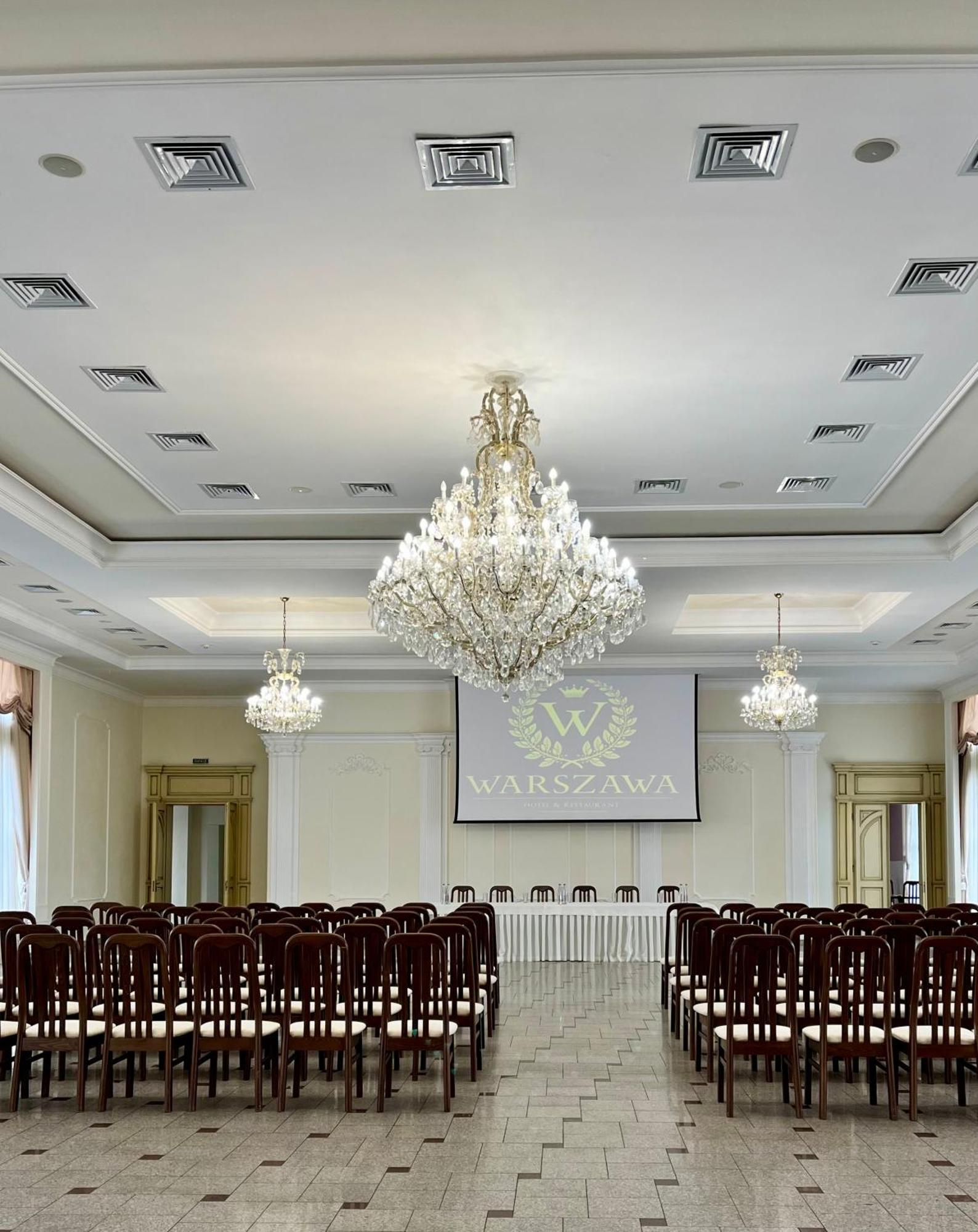 Warszawa Hotel Malekhuv 외부 사진